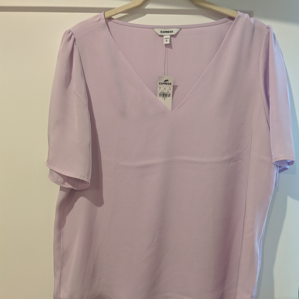 Silky lilac short sleeve top NWT